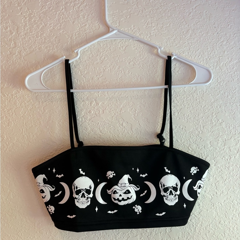 SHEIN Black Halloween Crop Top
